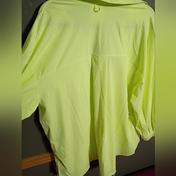 Nike Dri-FIT Lime Green Snap-Front Shirt - Picture 7 of 12